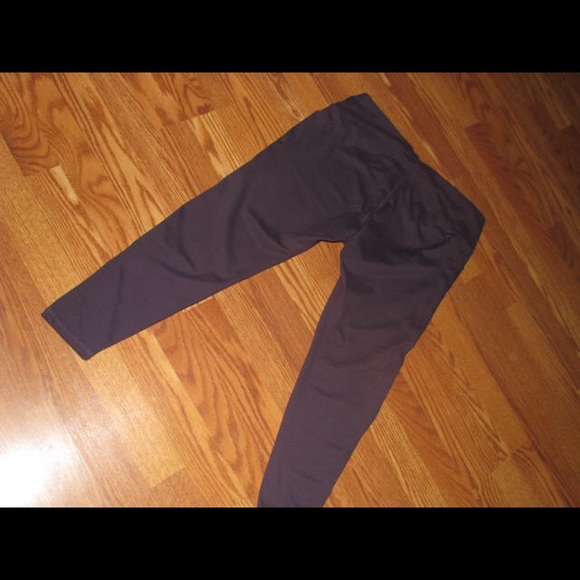 Danskin Workout Exercise Yoga Pants Size XL NWOT - Picture 1 of 3